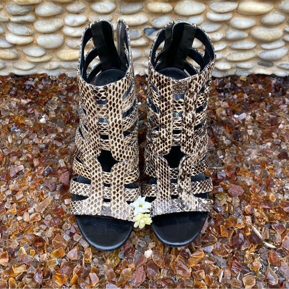 Michael Kors Brown Genuine Snakeskin Stiletto Heel Back Zip Sandles. Sz 37 VGUC! - Picture 1 of 8